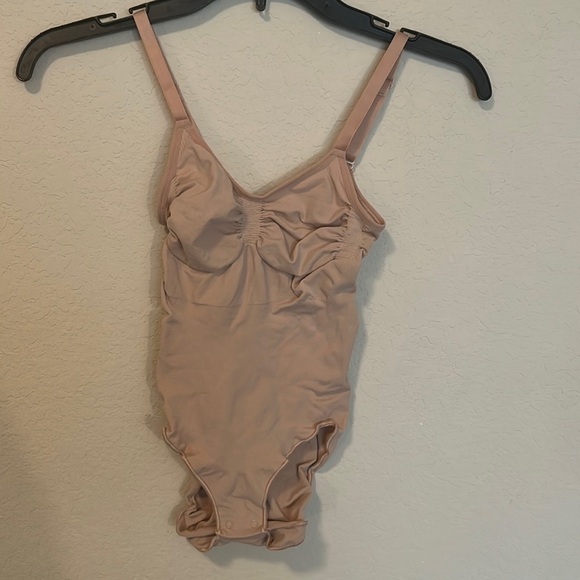 SKIMS BODYSUIT SHAPEWEAR NWOT XL - Picture 2 of 4